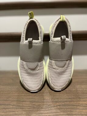 Sorel Kinetic Impact Slip-On Shoe Size 7